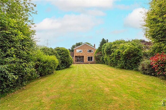 4 Bedroom Detached House For Sale In Pickford Road, Markyate, St. Albans, Hertfordshire, AL3