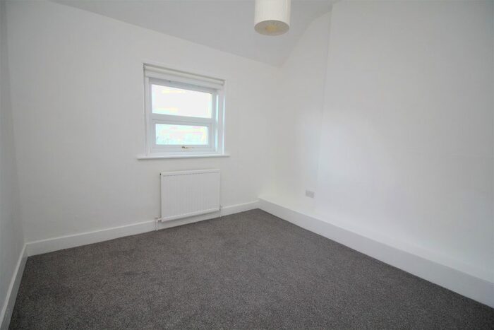 2 Bedroom End Of Terrace House To Rent In Linksfield Road, Westgate-On-Sea, CT8