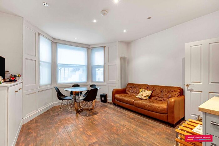 1 Bedroom Flat To Rent In Shepherds Bush Road, London, W6