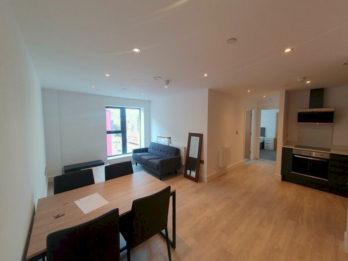 2 Bedroom Apartment To Rent In Severn House, Severn Street, Birmingham, B1