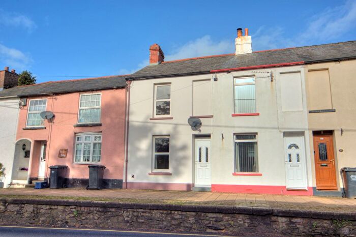 2 Bedroom Terraced House To Rent In West Street, South Molton, EX36
