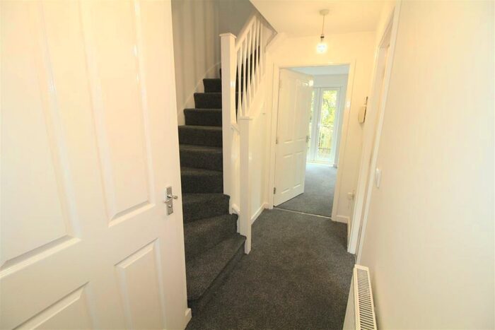3 Bedroom Terraced House To Rent In Smedley Close, Nottingham, NG8