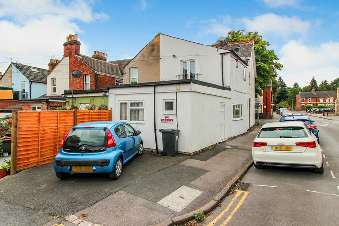 1 Bedroom Maisonette To Rent In Lincoln Street, Town Centre, Swindon, SN1