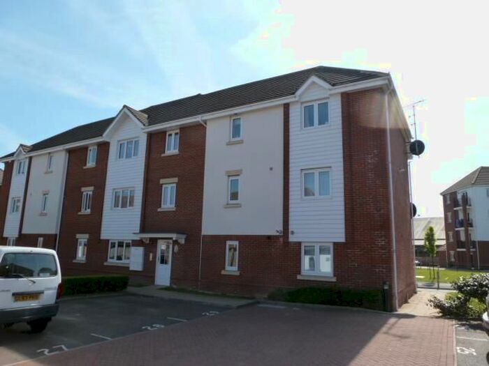 1 Bedroom Flat To Rent In Ingram Close, Leybourne Park, Bellingham Way ME20