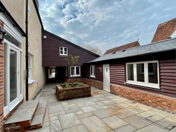 1 Bedroom Apartment To Rent In Market Place, Henley-On-Thames, RG9