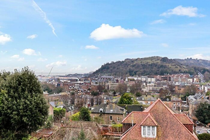 2 Bedroom Flat For Sale In Taswell Street, Dover, CT16