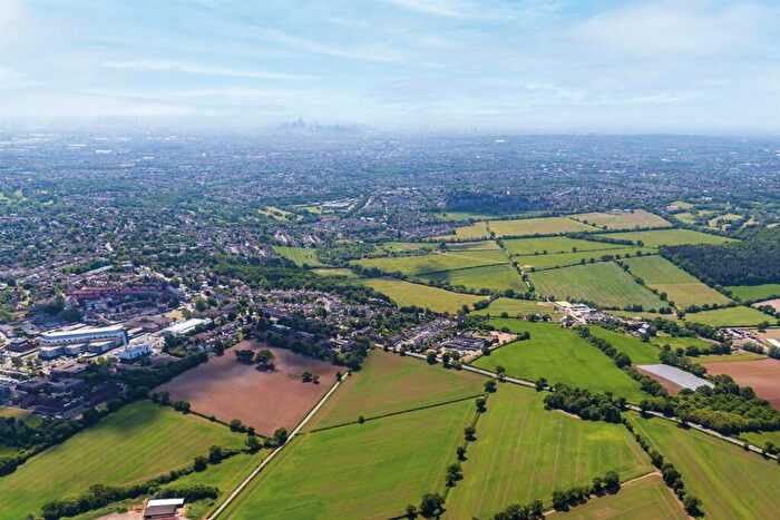 2 Bedroom Apartment For Sale In The Canthook, Old Royal Chace, Enfield, EN2