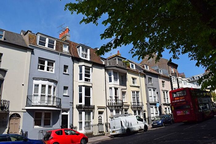 1 Bedroom Flat To Rent In Upper Rock Gardens, Brighton, BN2