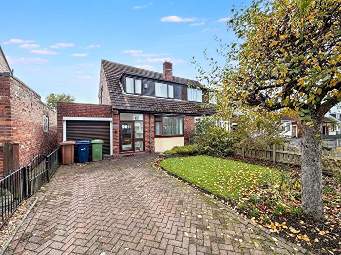 3 Bedroom Semi Detached House For Sale In Bradley Avenue, Houghton Le Spring, Tyne And Wear, DH5