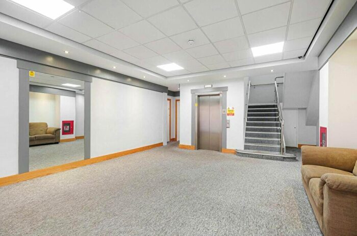 1 Bedroom Apartment For Sale In - Victoria Road, Farnborough, Hampshire, GU14