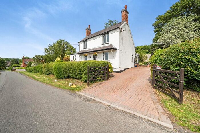 2 Bedroom House For Sale In Wadbury Hill, Hunt End, Redditch, B97
