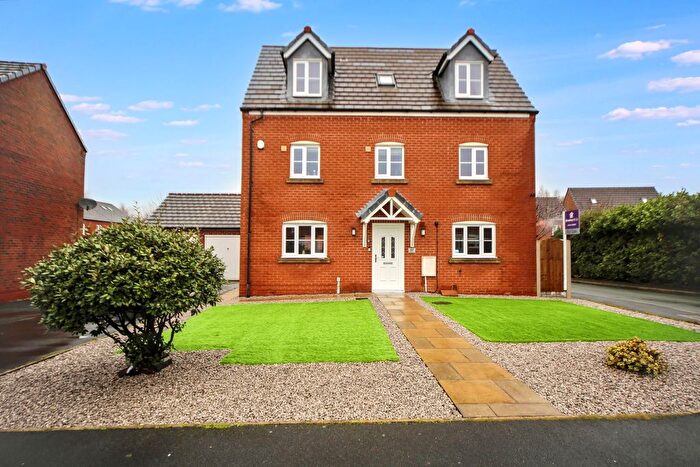 5 Bedroom Detached House For Sale In Chatsworth Fold, Ince, WN3