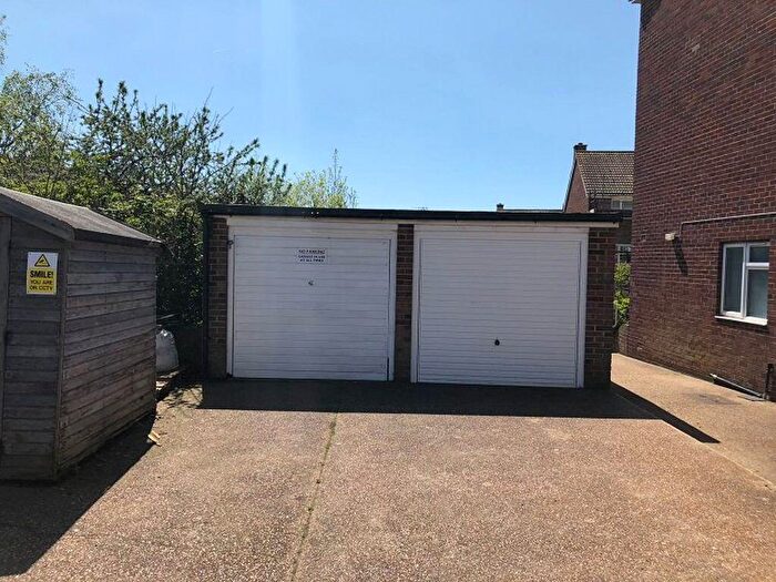 Property To Rent In Court Farm Road, Hove, BN3