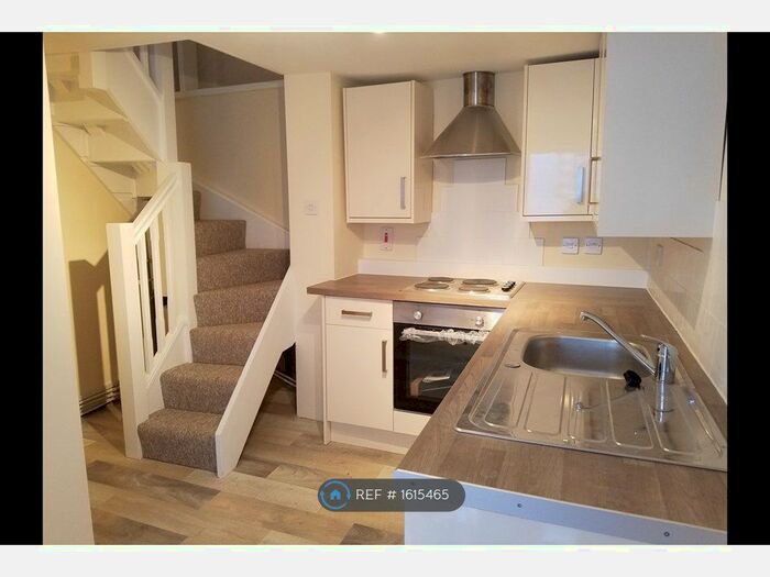 1 Bedroom Maisonette To Rent In St. Mary Street, Weymouth, DT4