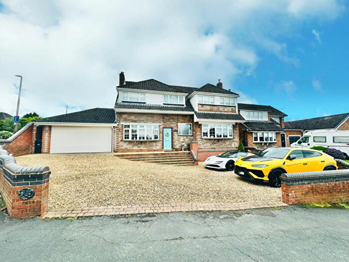 4 Bedroom Detached House For Sale In Brick Kiln Lane, Gornal Wood, DY3