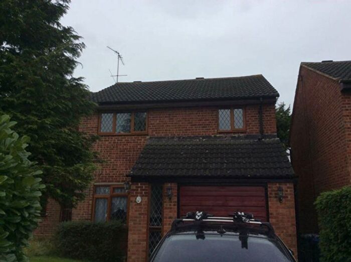 3 Bedroom Property To Rent In Glastonbury Close, Kettering, NN15