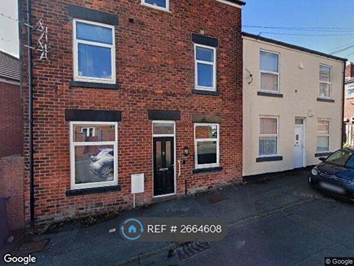 1 Bedroom Flat To Rent In Hewitt Street, Leyland, PR25