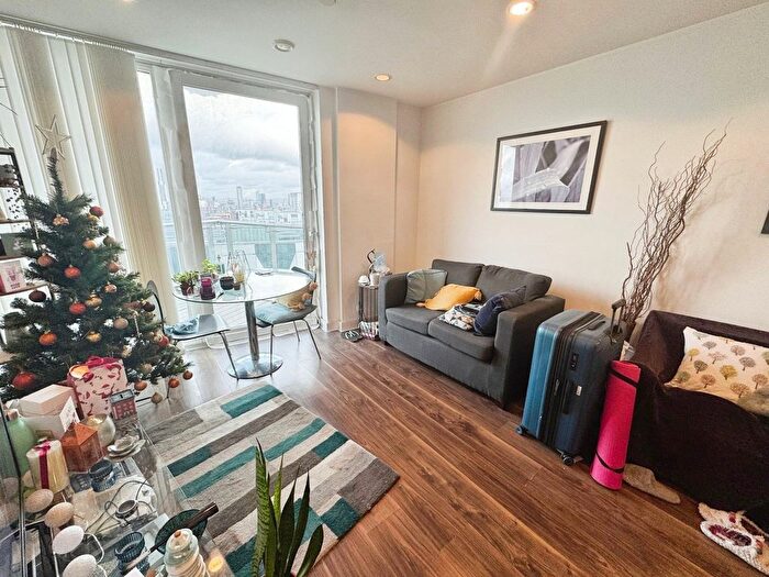 1 Bedroom Flat To Rent In Number One Pink, Media City Uk, Salford, M50