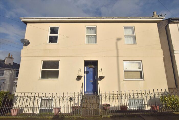 Studio To Rent In St. Georges Road, Cheltenham, Gloucestershire, GL50