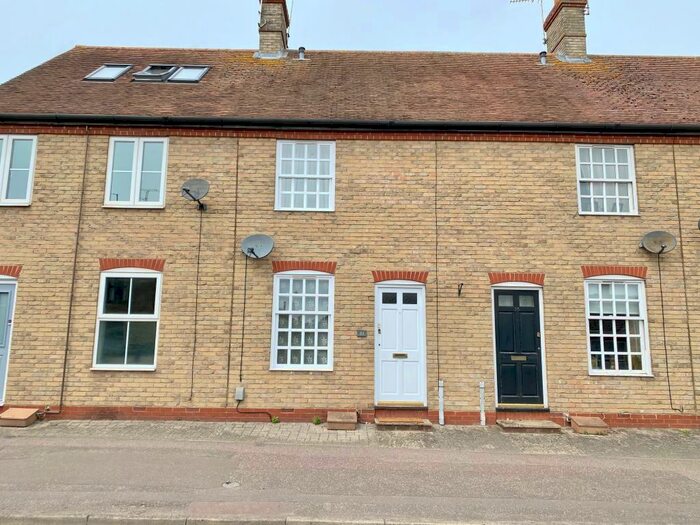 2 Bedroom House To Rent In Lisle Lane, Ely, CB7