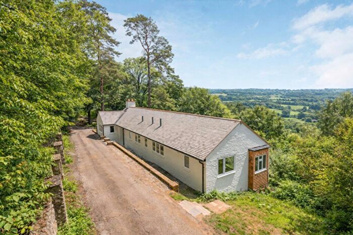 4 Bedroom Detached House To Rent In Hascombe Road Godalming, GU8