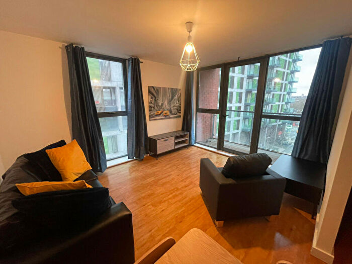 2 Bedroom Apartment To Rent In Bury Street, Salford, M3