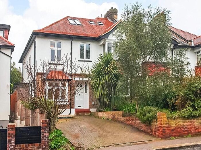 5 Bedroom Semi Detached House For Sale In Devonshire Road, Forest Hill, London, SE23