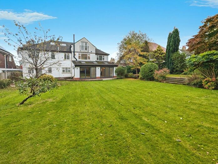 5 Bedroom Detached House To Rent In Gibwood Road, Manchester, Greater Manchester, M22