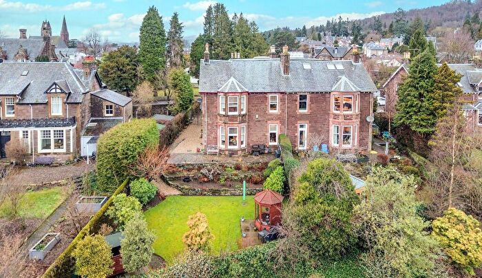 5 Bedroom Semi Detached House For Sale In Foinaven, Perth Road, Crieff, PH7