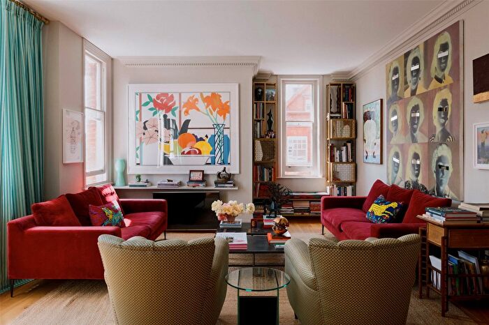 4 Bedroom Flat To Rent In Cadogan Gardens, London, SW3