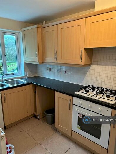 4 Bedroom Terraced House To Rent In Pentwyn Drive, Cardiff, CF23