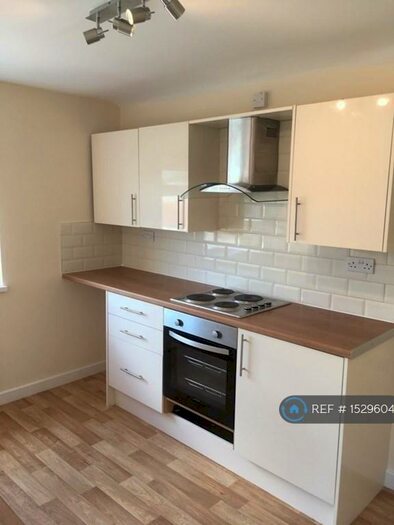 3 Bedroom Terraced House To Rent In Bronllwyn Road, Gelli, Pentre, CF41