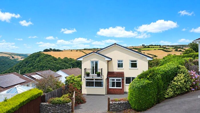 3 Bedroom Detached House For Sale In Grattons Drive, Lynton, Devon, EX35