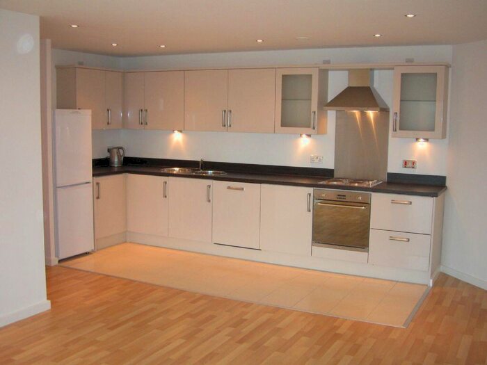2 Bedroom Apartment To Rent In Th Floor Masshouse Double Bedroom Apartment, Furnished With Parking, B5
