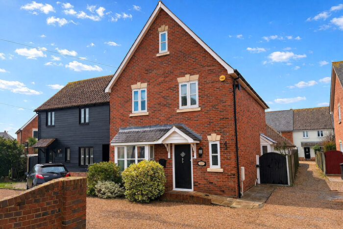 4 Bedroom Link Detached House For Sale In Tolleshunt D'arcy Road, Tolleshunt Major, CM9