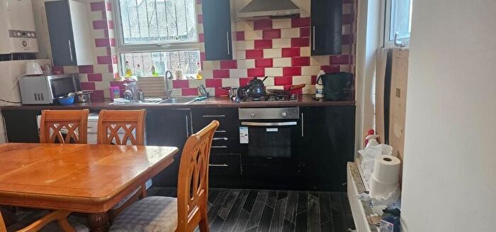 4 Bedroom Terraced House To Rent In Burley Lodge Street, Leeds, West Yorkshire, LS6