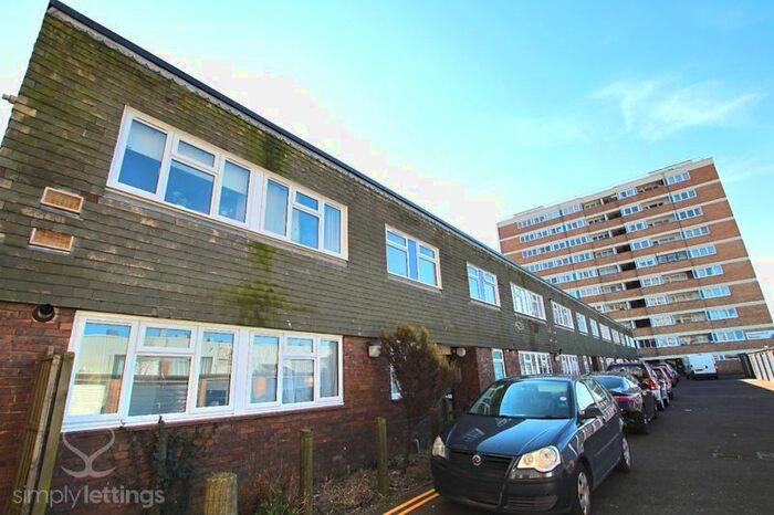 2 Bedroom Flat To Rent In Ellen Street, Hove, BN3
