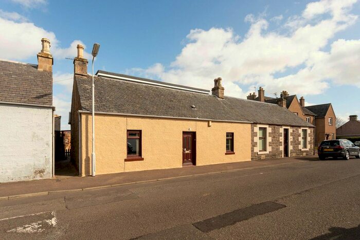 3 Bedroom Semi-Detached House For Sale In Elizabeth Street, Tayport, DD6