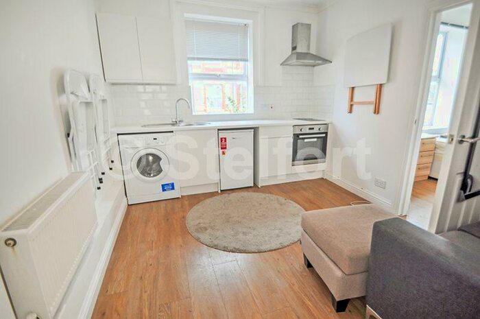 Studio To Rent In Lidyard Road, London, N19