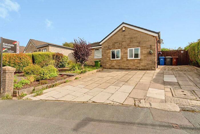 4 Bedroom Bungalow For Sale In Deerstone Road, Nelson, Lancashire, BB9