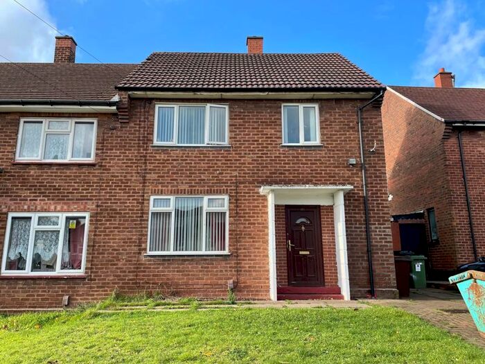 3 Bedroom End Of Terrace House For Sale In Ruskin Road, Bushbury