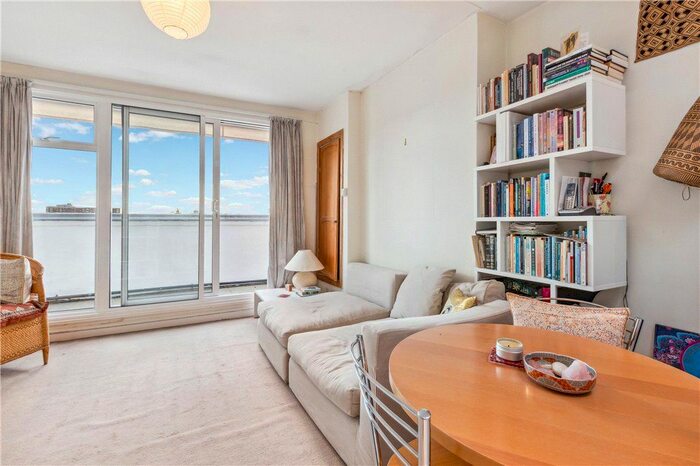 2 Bedroom Flat For Sale In Eardley Crescent, London, SW5