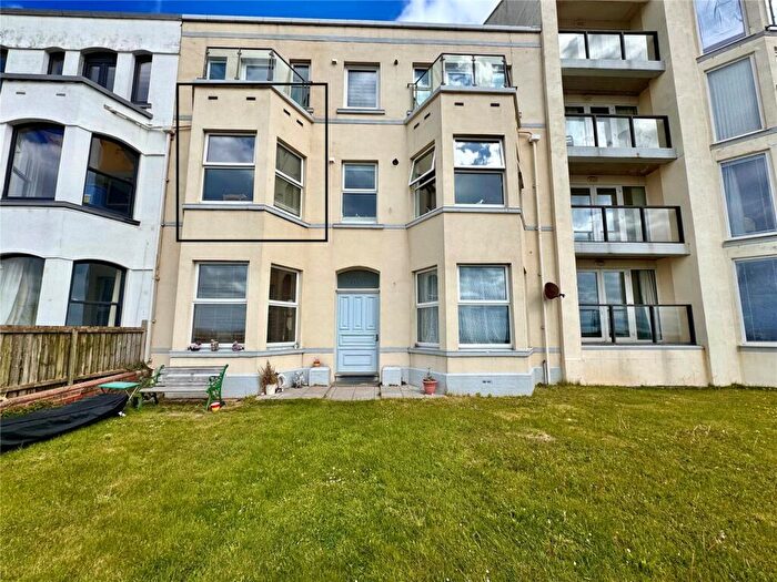 3 Bedroom Flat For Sale In West End Parade, Pwllheli, Gwynedd, LL53