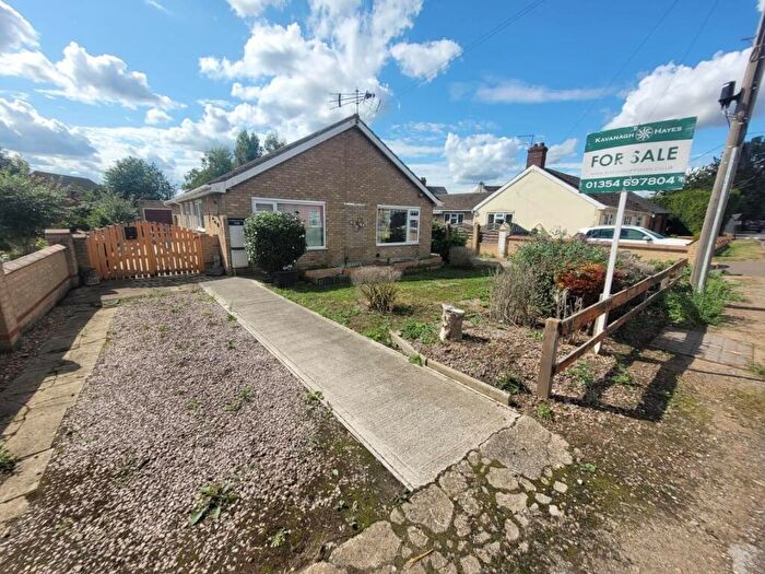 4 Bedroom Detached Bungalow For Sale In Church Road, Emneth, Wisbech, PE14
