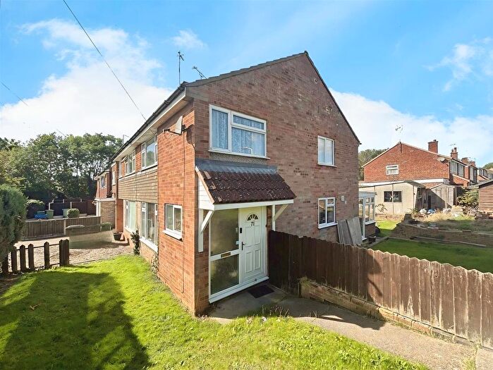 3 Bedroom Semi-detached House For Sale In Coleridge Drive, Enderby, Leicester, LE19