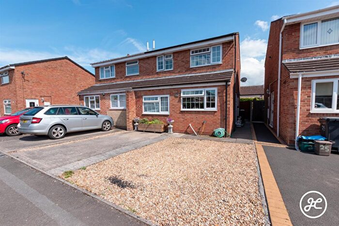 3 Bedroom Semi-Detached House For Sale In Somerville Way, Bridgwater, TA6