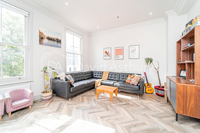 4 Bedroom Town House To Rent In Torriano Avenue, Kentish Town, London, NW5