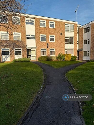 2 Bedroom Flat To Rent In Patching Hall Lane, Chelmsford, CM1