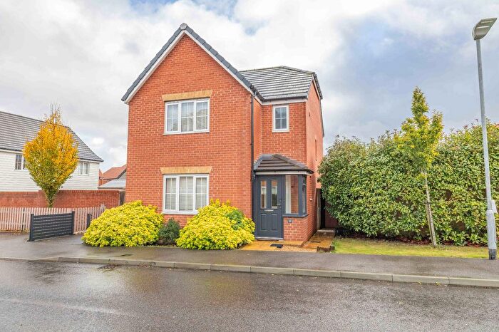 3 Bedroom Detached House For Sale In Millyard Road, Aylesham, Canterbury, Kent, CT3