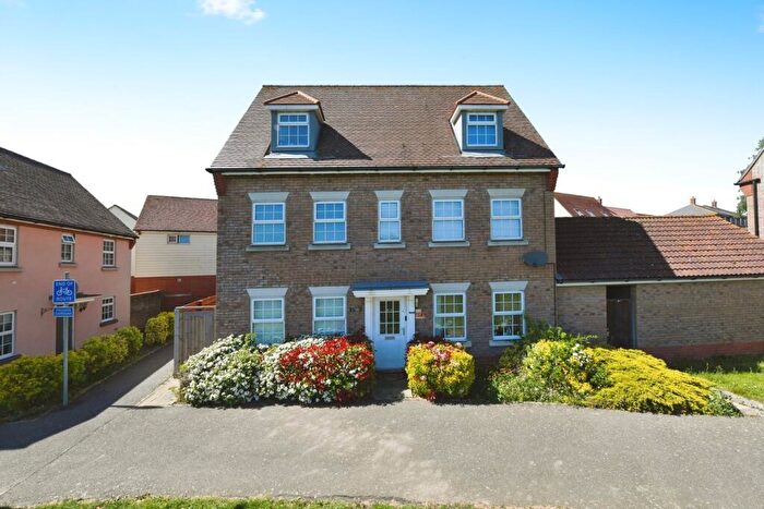 5 Bedroom Detached House For Sale In Russell Close, Witham, CM8